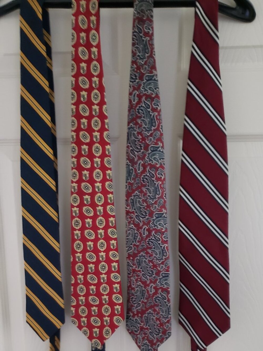 4 patterned ties - sold together